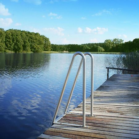 Holiday Resort Van Der Valk, Linstow Dobbin-Linstow Екстериор снимка