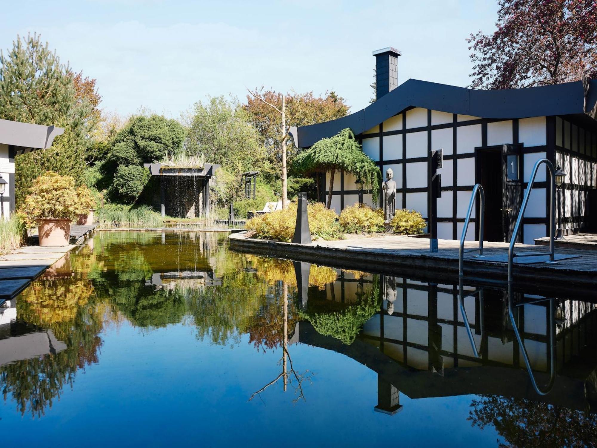 Holiday Resort Van Der Valk, Linstow Dobbin-Linstow Екстериор снимка