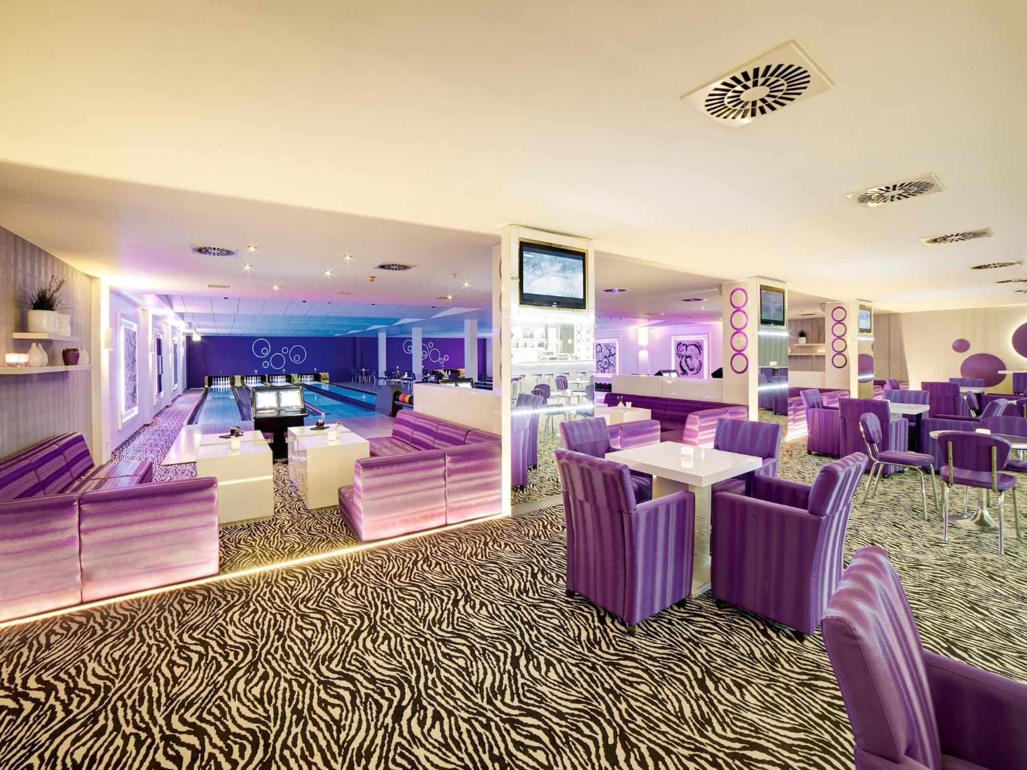 Holiday Resort Van Der Valk, Linstow Dobbin-Linstow Екстериор снимка