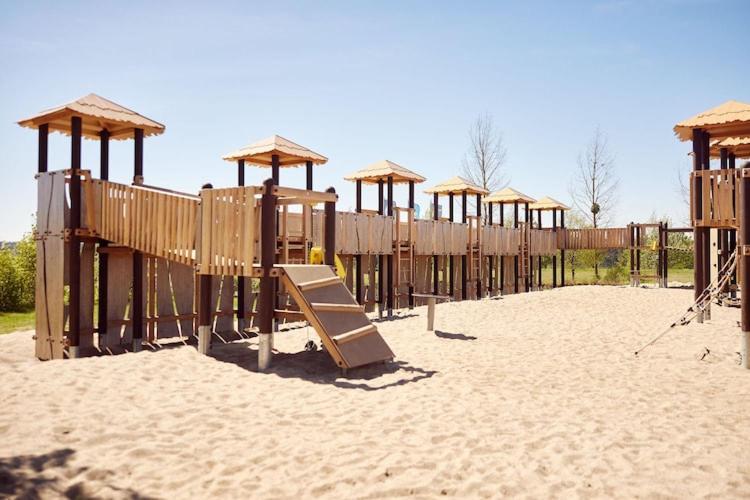 Holiday Resort Van Der Valk, Linstow Dobbin-Linstow Екстериор снимка