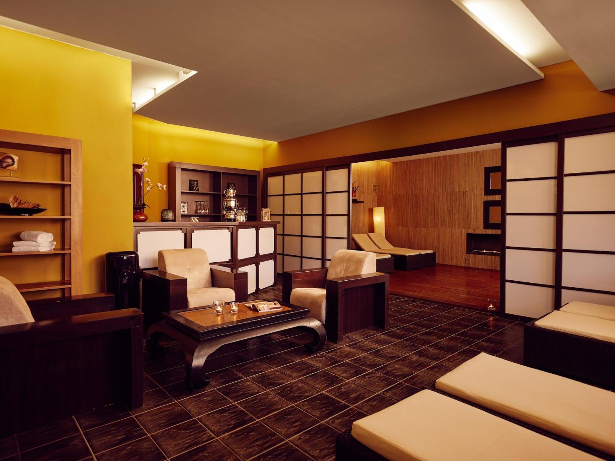 Holiday Resort Van Der Valk, Linstow Dobbin-Linstow Екстериор снимка